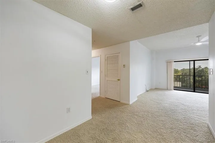 900  Arbor Lake  DR, Naples, FL 34110