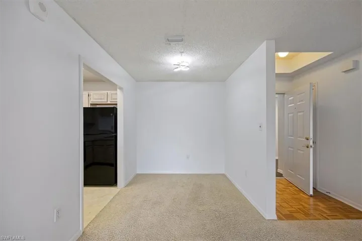900  Arbor Lake  DR, Naples, FL 34110