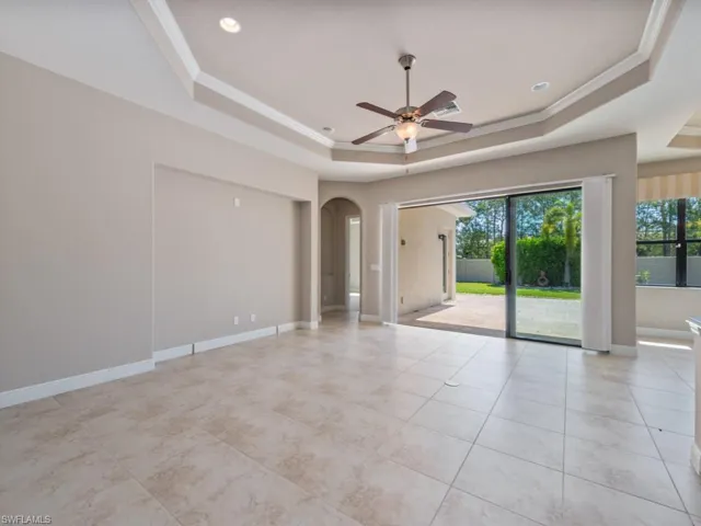 1638  Serrano  CIR, Naples, FL 34105