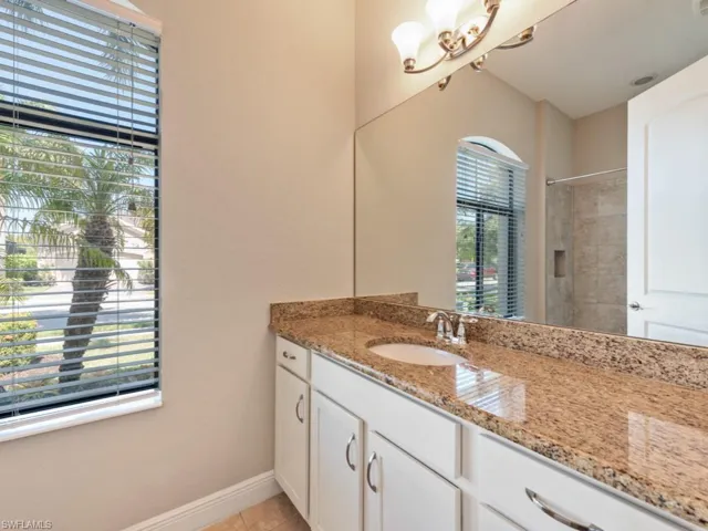 1638  Serrano  CIR, Naples, FL 34105