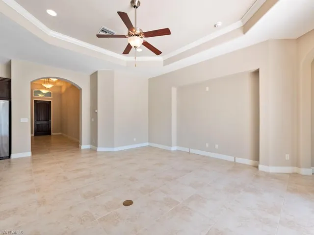 1638  Serrano  CIR, Naples, FL 34105