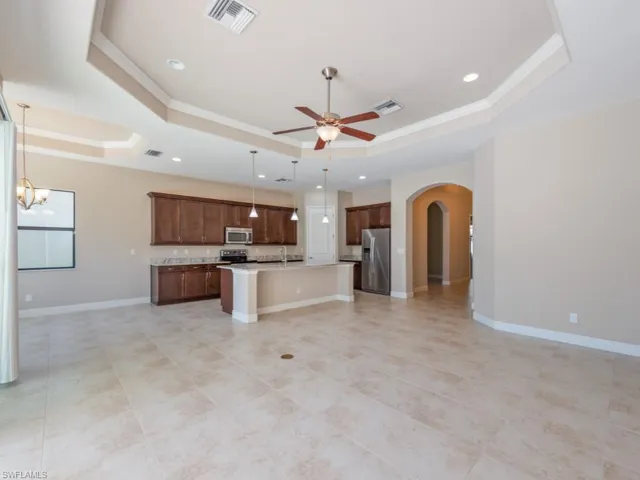 1638  Serrano  CIR, Naples, FL 34105