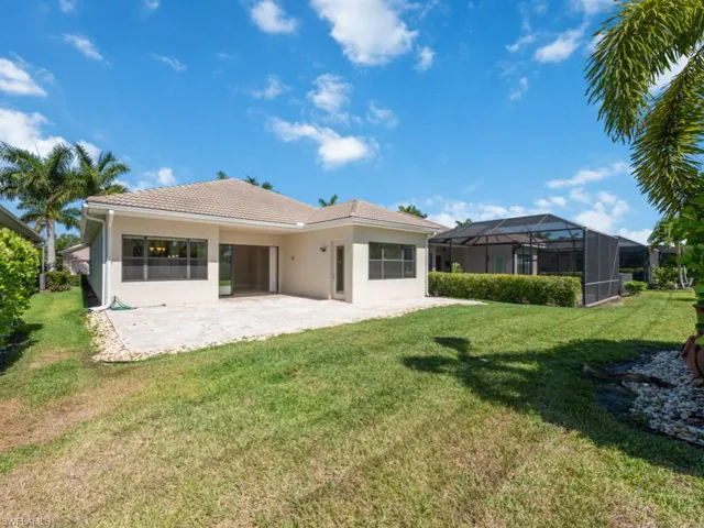 1638  Serrano  CIR, Naples, FL 34105