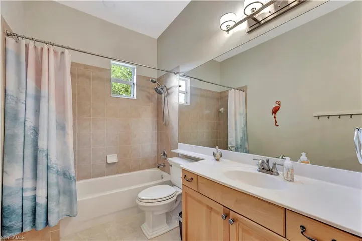 8165  Sanctuary  DR, Naples, FL 34104