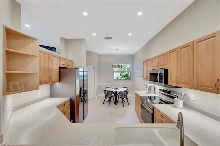 8165  Sanctuary  DR, Naples, FL 34104