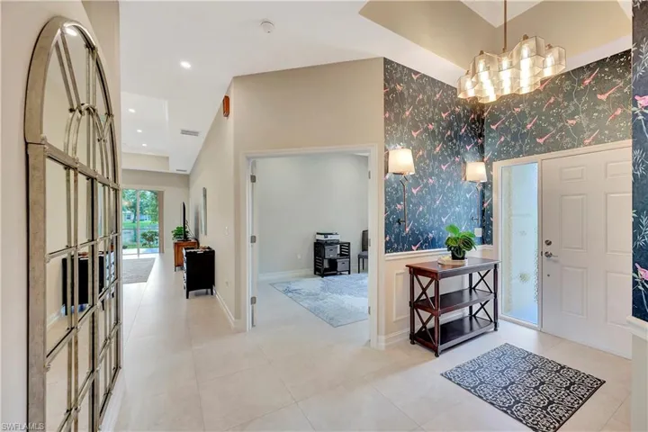 8165  Sanctuary  DR, Naples, FL 34104