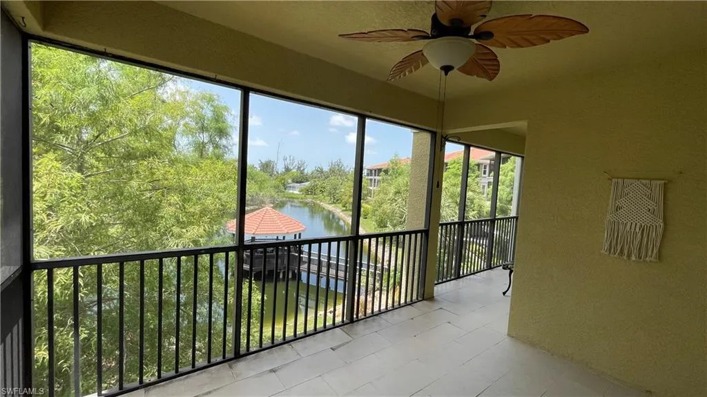 10041 Lake Cove DR, Fort Myers, FL 33908,225054139