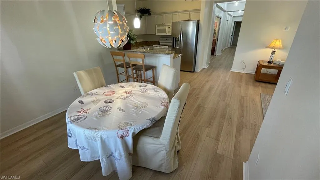 10041 Lake Cove DR, Fort Myers, FL 33908,225054139