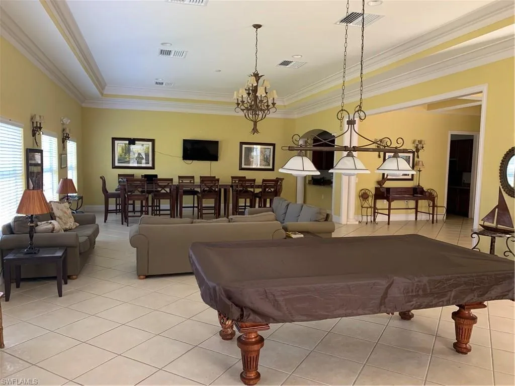 10041 Lake Cove DR, Fort Myers, FL 33908,225054139