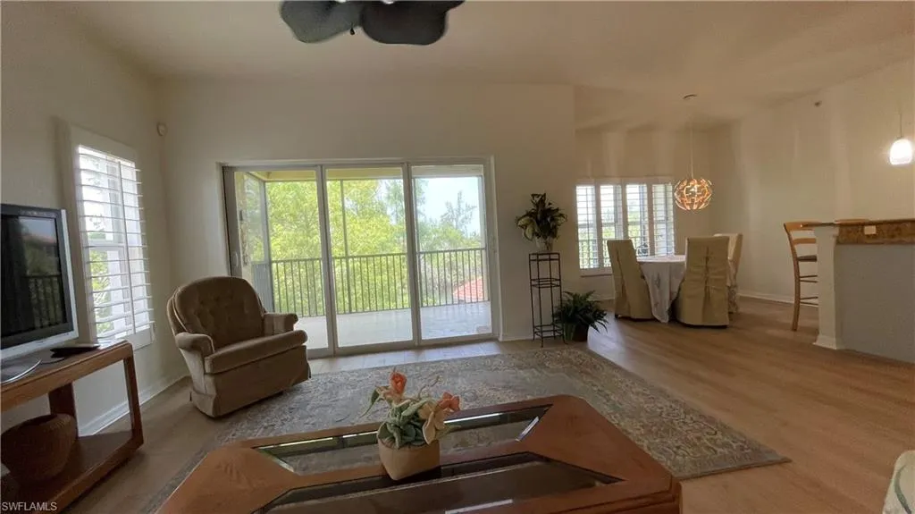 10041 Lake Cove DR, Fort Myers, FL 33908,225054139