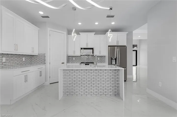 2814 Nw 6th Ter, Cape Coral Fl 33993