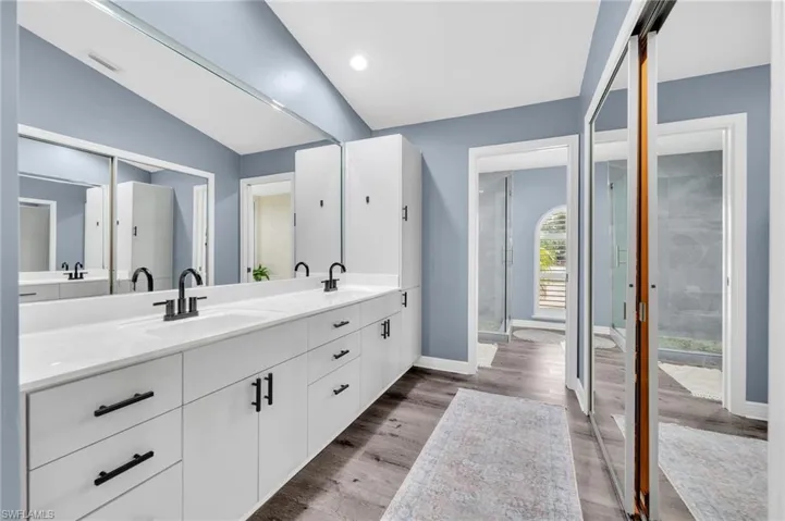 260 20th Ave Ne, Naples, Florida 34120