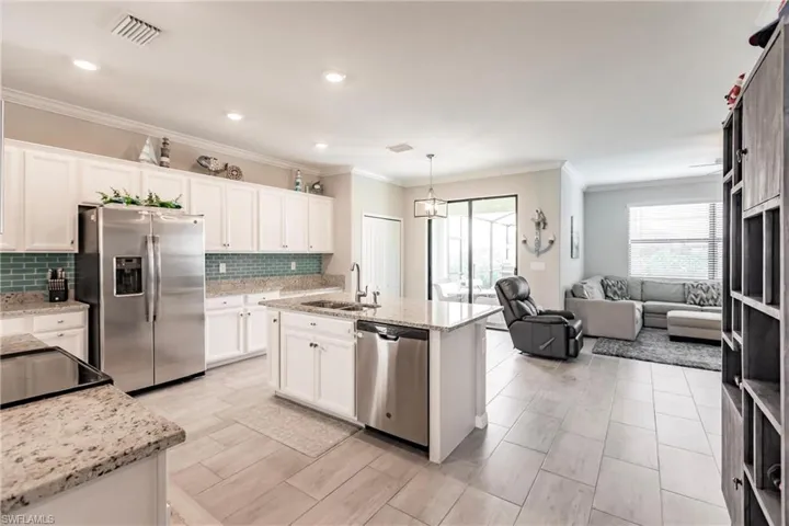 14565  Monrovia  LN, Fort Myers, FL 33905