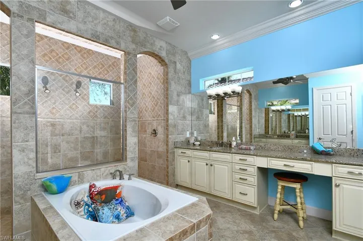Luxurious Master Bath with Soaking Tub and Shower