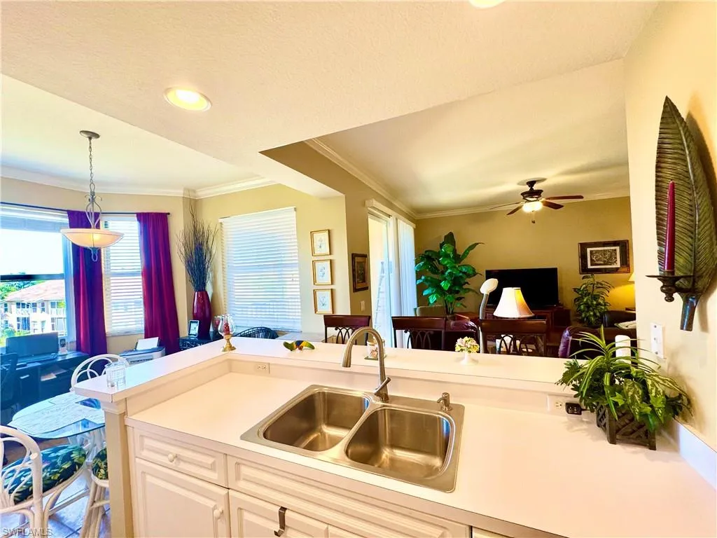 8550 Kingbird LOOP, Estero, FL 33967,225028740