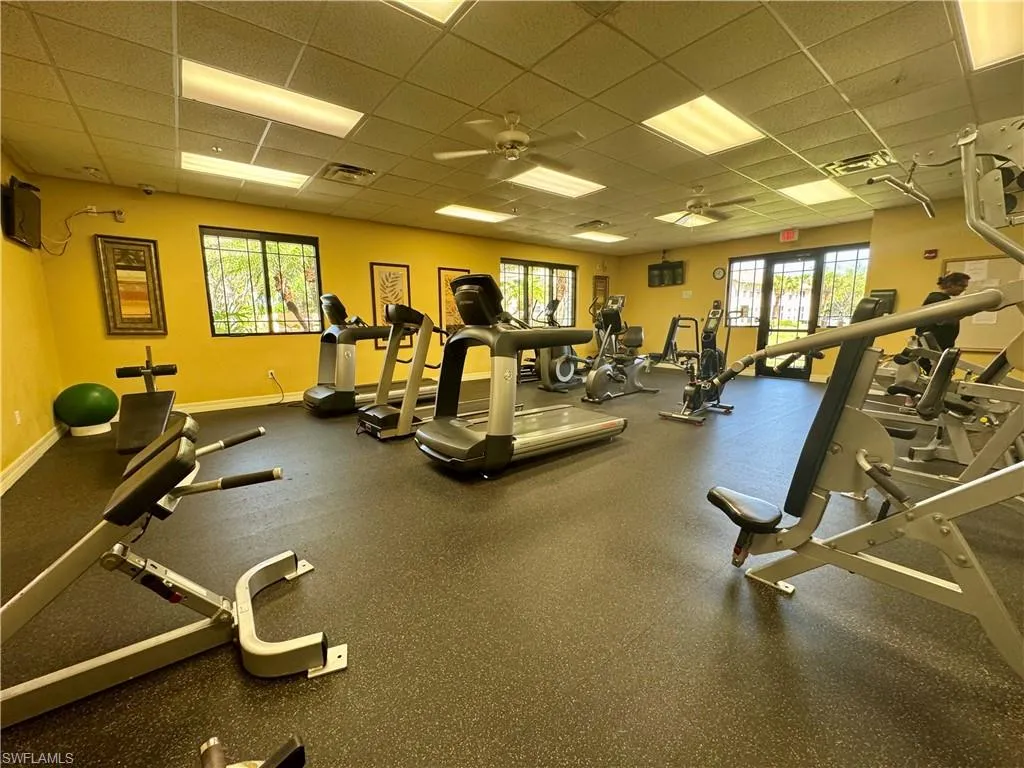 8550 Kingbird LOOP, Estero, FL 33967,225028740