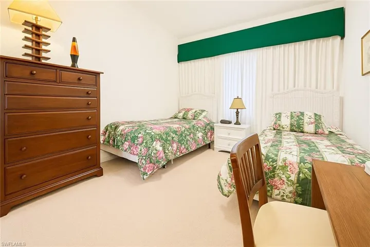 Bedroom with carpet