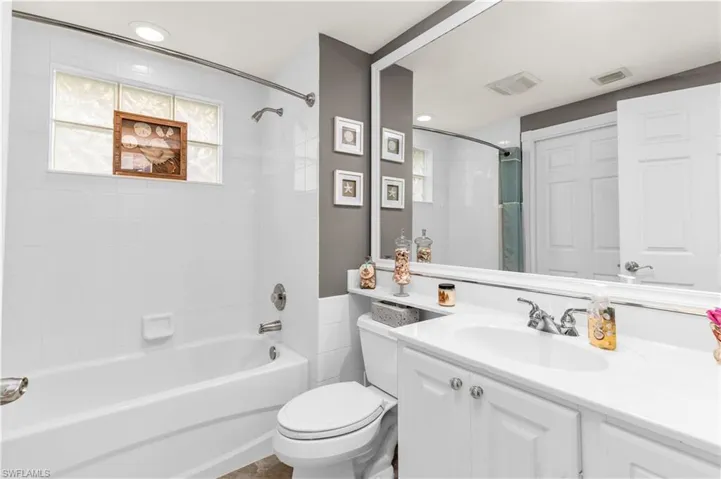 8102  Chianti  LN, Naples, FL 34114