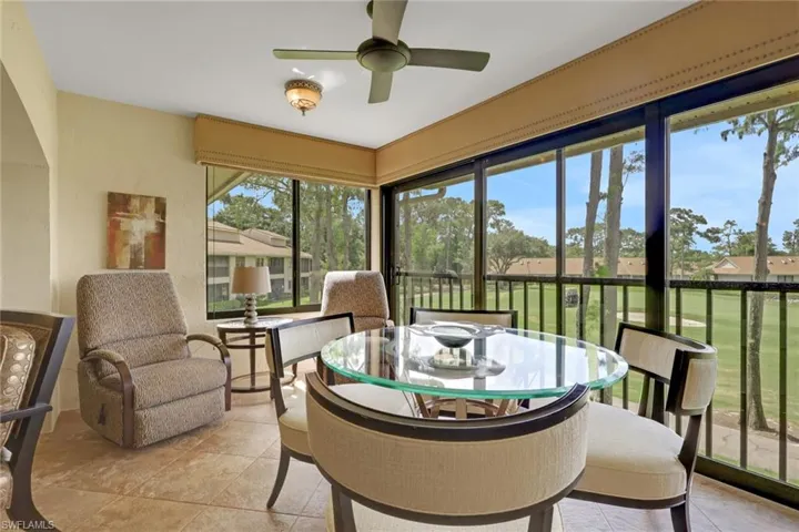 206  Foxtail  CT, Naples, FL 34104