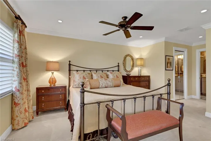 206 Foxtail Ct 2-206, Naples, Florida 34104