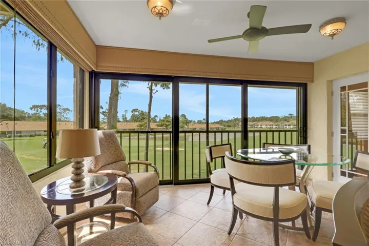 206 Foxtail Ct 2-206, Naples, Florida 34104