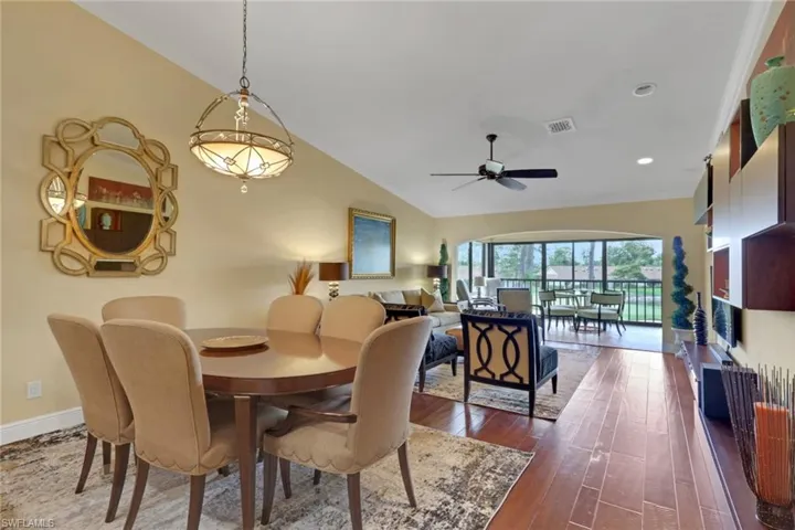 206 Foxtail Ct 2-206, Naples, Florida 34104