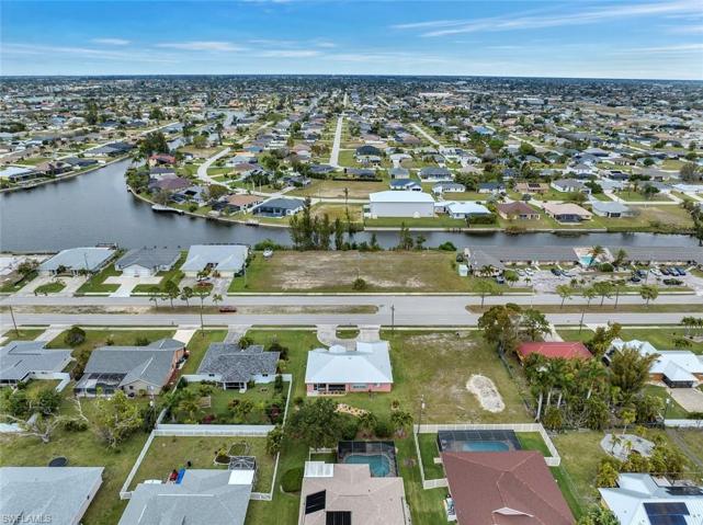 930 Gleason PKWY, CAPE CORAL FL 33914