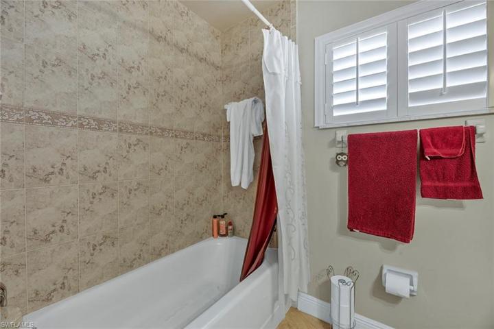 930 Gleason PKWY, CAPE CORAL FL 33914