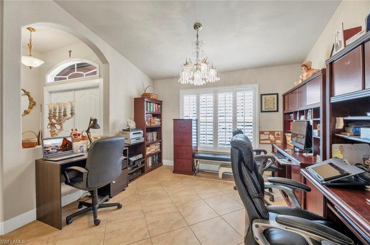 930 Gleason PKWY, CAPE CORAL FL 33914