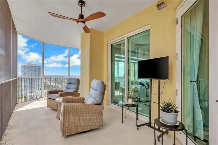 2743 1st St 2106, Fort Myers, Florida 33916