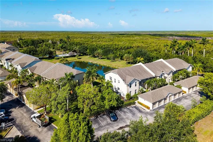 350  Newport  DR, Naples, FL 34114