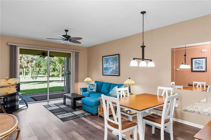 350  Newport  DR, Naples, FL 34114