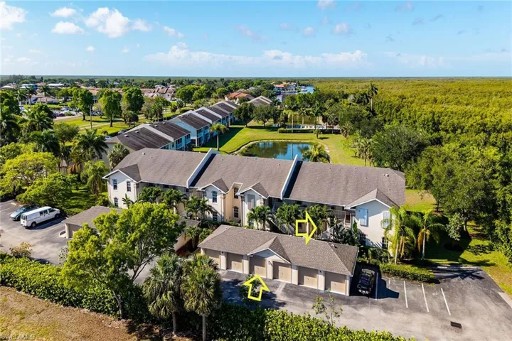 350  Newport  DR, Naples, FL 34114