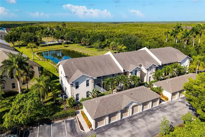 350  Newport  DR, Naples, FL 34114