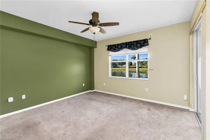 350  Newport  DR, Naples, FL 34114