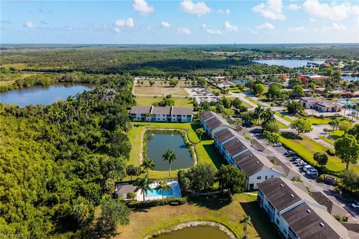 350  Newport  DR, Naples, FL 34114