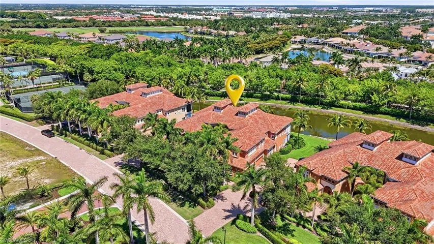 10698  Mirasol  DR, Miromar Lakes, FL 33913
