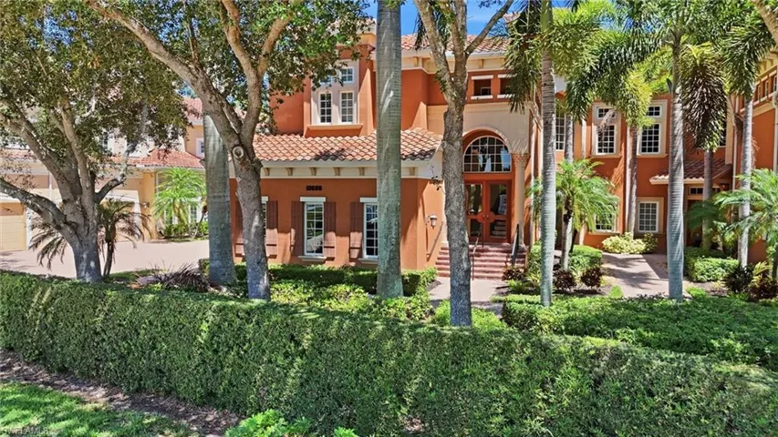 10698  Mirasol  DR, Miromar Lakes, FL 33913