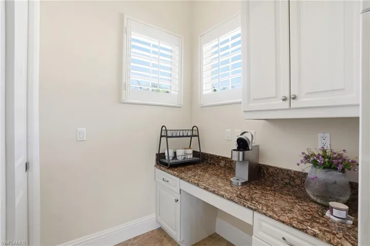 10698  Mirasol  DR, Miromar Lakes, FL 33913
