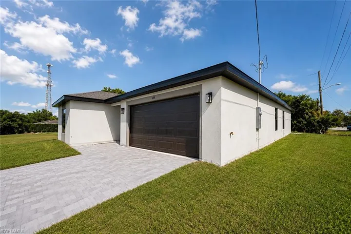 4309 7th St Sw, Lehigh Acres, Florida 33976