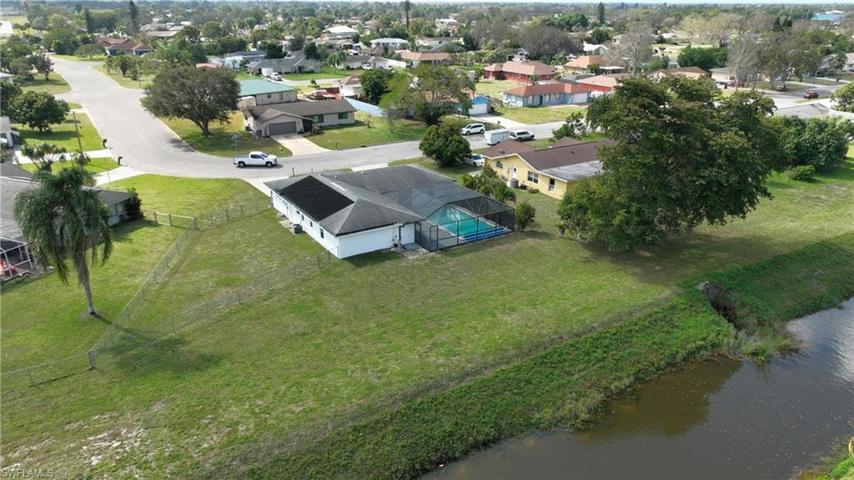 249 Brookside ST, LEHIGH ACRES FL 33936