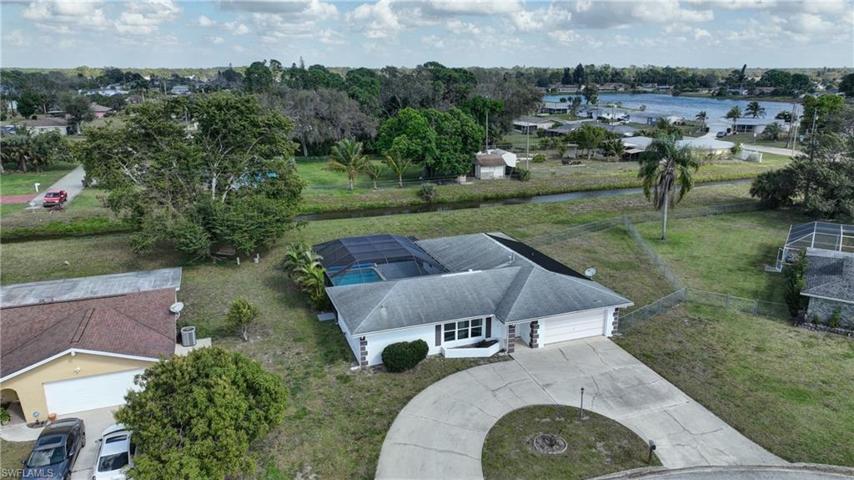 249 Brookside ST, LEHIGH ACRES FL 33936