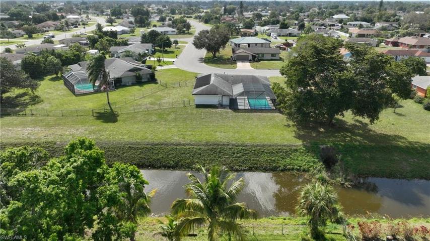 249 Brookside ST, LEHIGH ACRES FL 33936