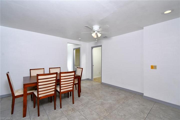 Dining/Family Rm 1