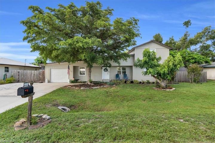 771  Sunset Vista  DR, Fort Myers, FL 33919