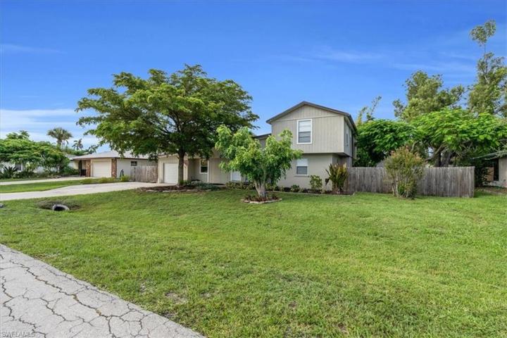 771  Sunset Vista  DR, Fort Myers, FL 33919