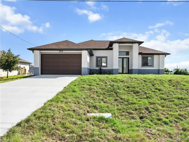 2728  Diplomat W PKWY, Cape Coral, FL 33993