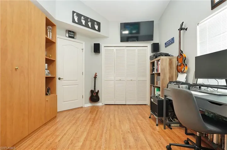 2nd bedroom with murphy bed