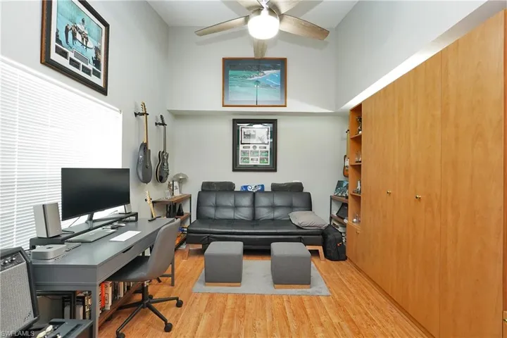 2nd bedroom from doorway