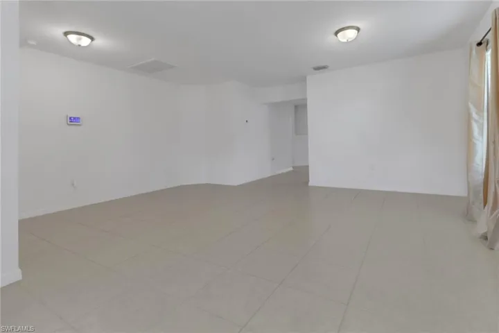92 Blackstone Dr, Fort Myers Fl 33913